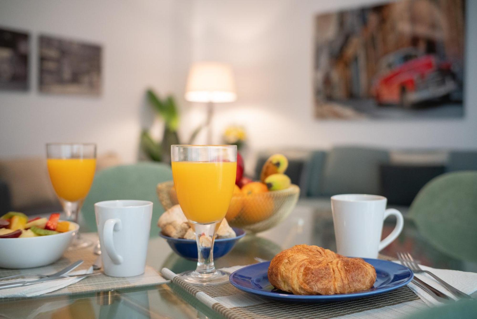 Apartamento Castilla 61 Sevilla Bagian luar foto